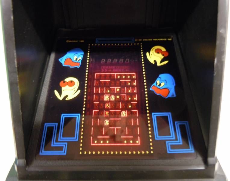 Table of 9: Pac-man • COKOGAMES