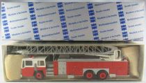 Conrad 5505 Fire Truck3 Axles Emergency One 2 Ladders Mint in Box 1:50