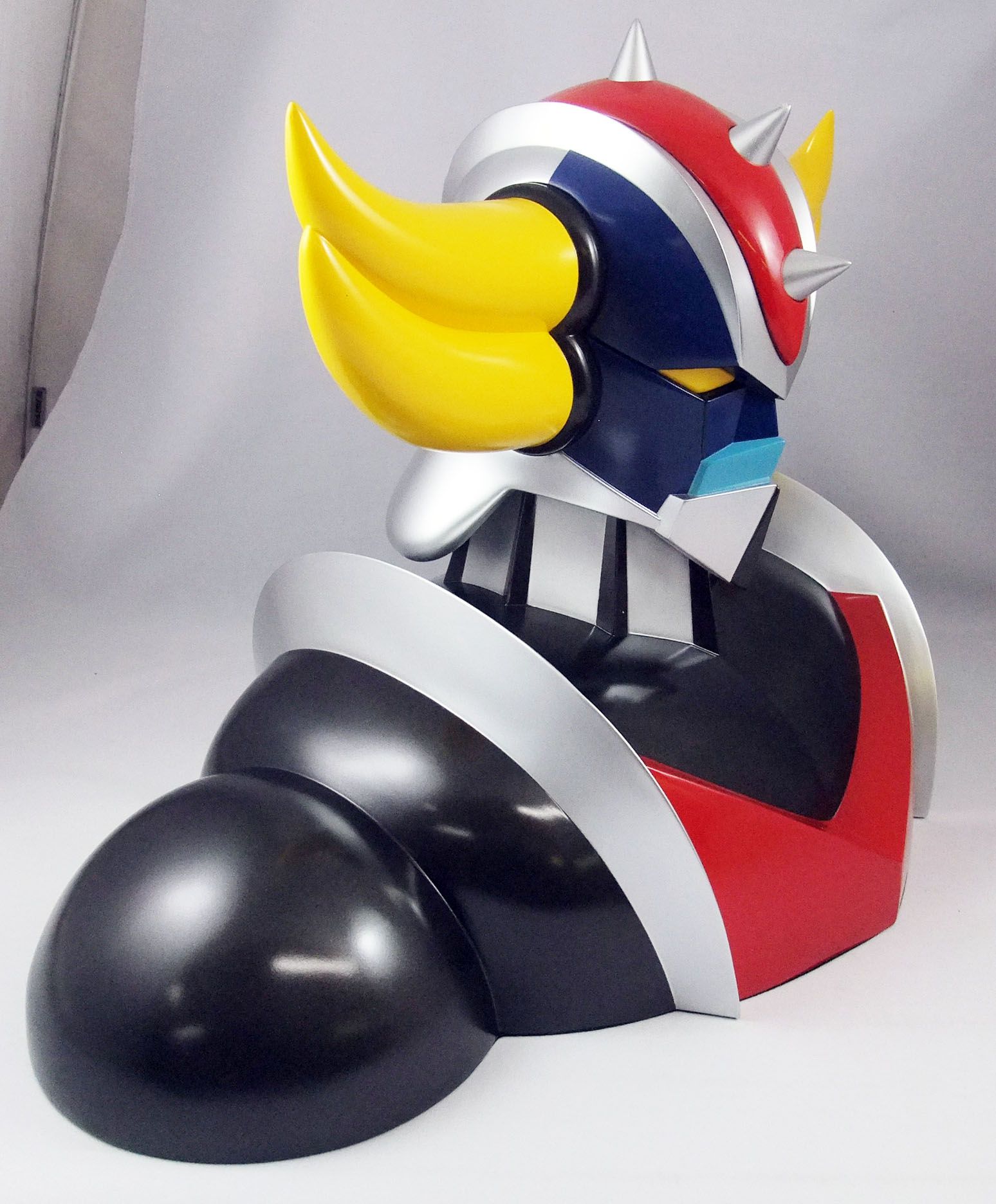 Goldorak UFO Resin Bust Robot Grendizer 50cm Collector Bust 1033568