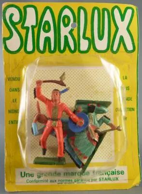 (copie) Starlux - Sioux - Series Regular 57 - Mint on Card Set of 3 Footeds Axe & Shield Seated Chief Watcher (ref 170 165 171)