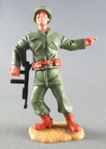 (copie) Timpo - WW2 - Americans - 2nd series - Pointing (machine gun) standing leaning to the right legs