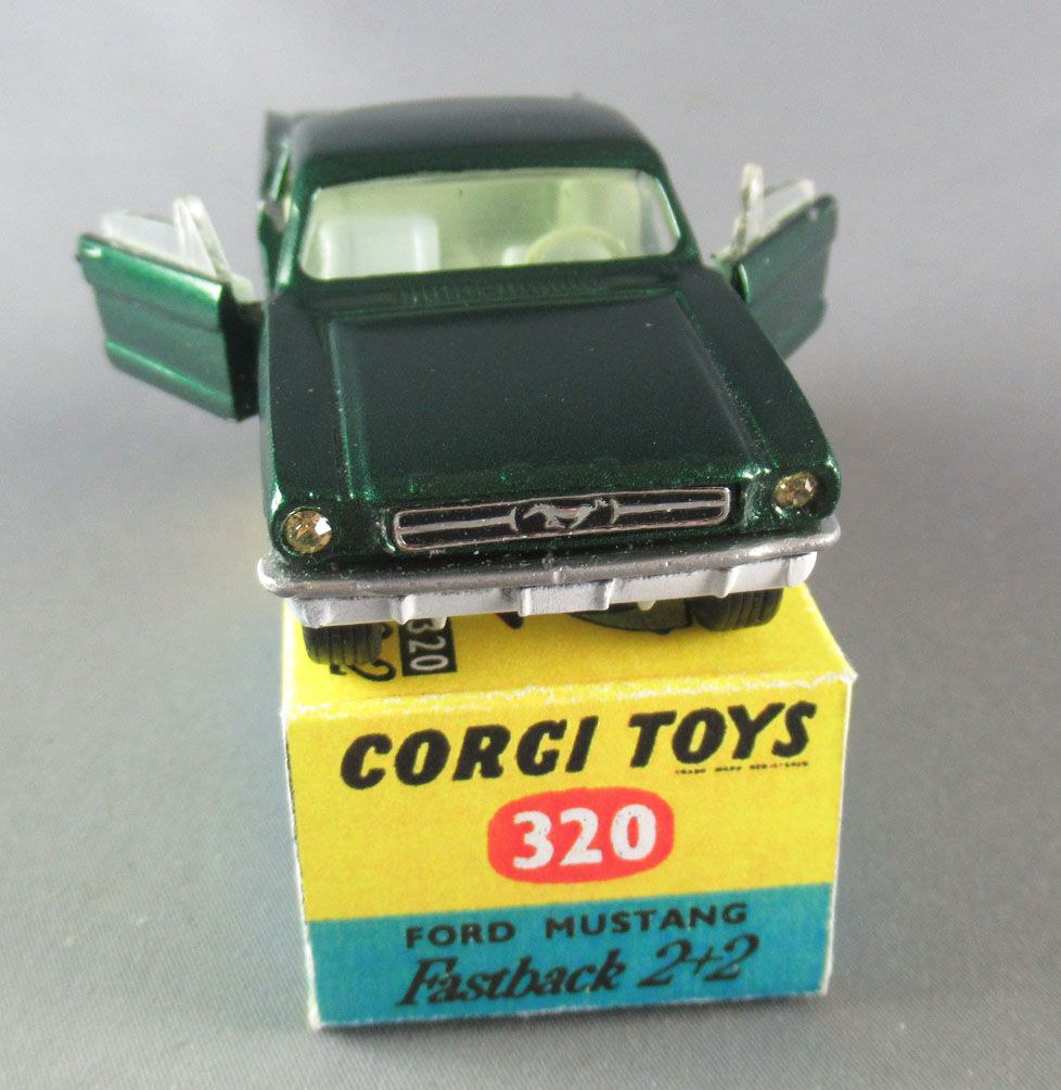 Corgi Toys 320 - Ford Mustang Fastback 2+2 Green Repainted Repro Box 1:43