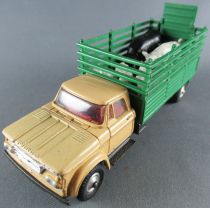 Corgi Toys 484 - Dodge Kew Fargo Livestock Transporter with Animals 1:43