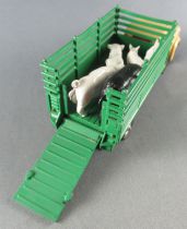 Corgi Toys 484 - Dodge Kew Fargo Livestock Transporter with Animals 1:43