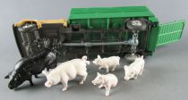 Corgi Toys 484 - Dodge Kew Fargo Livestock Transporter with Animals 1:43