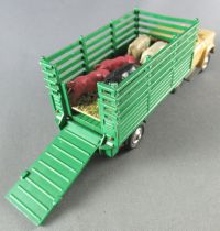 Corgi Toys 484 - Dodge Kew Fargo Livestock Transporter with Animals Boxed 1:43