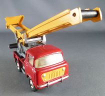 Corgi Toys Gift Set 64 - Working Conveyor Forward Control Jeep FC 150
