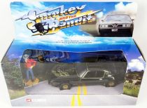Cours après moi shérif (Smokey and the Bandit) - Bandit\'s Pontiac Firebird Trans Am - Diecast 1/36ème avec figurine - Corgi