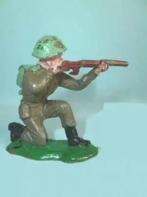 Crescent Toy - WW2 - Infanterie Anglaise tireur fusil genoux