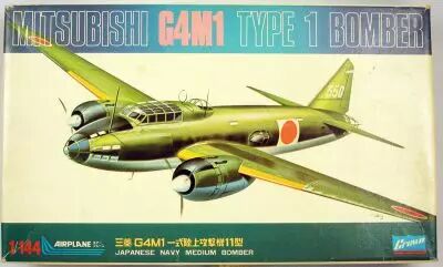 Crown - N�445-100 Mitsubishi G4M1 Type 1 Bomber 1/144�me
