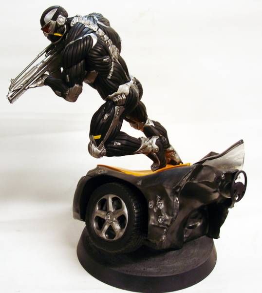 crysis statue