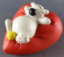 Cubitus - Figurine Résine - Cubitus Dormant sur un Coeur