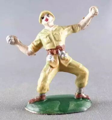 Cyrnos - Arm�e Moderne - Soldat Casqu� Couleur Plastique M�lang� - Grenadier