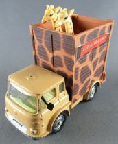 Daktari - Corgi GS 14 - Bedford Tractor Unit du Wameru Sub-District avec Girafes