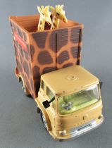 Daktari - Corgi GS 14 - Bedford Tractor Unit du Wameru Sub-District avec Girafes