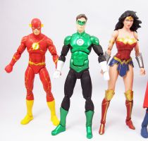 DC Comics Icons - Justice League (loose) : Superman, Batman, Wonder Woman, Flash, Aquaman, Cyborg, Green Lantern