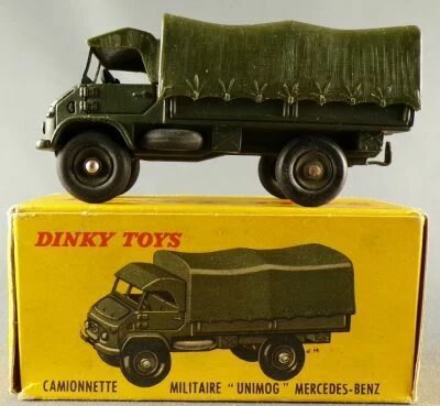 Dinky Toys France 821 Militaire Camionnette B�ch�e Unimog Mercedes-Benz en Boite
