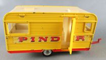 Dinky Toys France 882 Peugeot 404 & Pinder Trailer Boxed 1:43