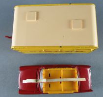 Dinky Toys France 882 Peugeot 404 & Pinder Trailer Boxed 1:43