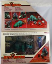 Dino-Riders - Monoclonius with Mako - Tyco Benelux