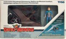 Dino Riders - Pterodactyl with Llahd - Tyco Belgique