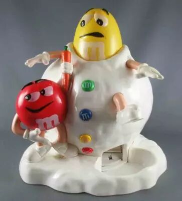 Distributeur de bonbons M&M\'s - Rouge et Jaune � la neige