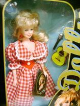 Dolly Parton -  12\'\' Limited Edition Collector Series Doll