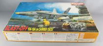 Dragon Models - N°4003 Avion Blast-Off F/A-18A on Carrier Deck 1/144 Incomplet