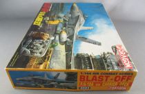 Dragon Models - N°4003 Avion Blast-Off F/A-18A on Carrier Deck 1/144 Incomplet