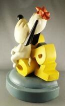 Droopy (Tex Avery) - D&eacute;mons & Merveilles 1995 - Droopy Standing on Base Resin Statue)