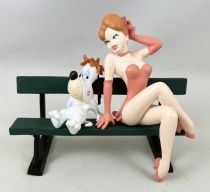 Droopy (Tex Avery) - Démons & Merveilles 2001 - Droopy & the girl (pin up) on a bench