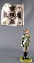Elastolin - WW2 - Germans - Fanfare Flag Holder (Ref 10 235)