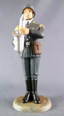 Elastolin - WW2 - Germans - Luftwaffe Fanfare Saxophone (Ref 10 XXX)