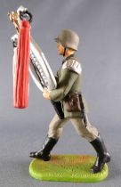 Elastolin - WW2 - Germans - Marching Chinese Hat (Ref 10 155)
