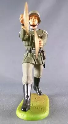 Elastolin - WW2 - Germans - Marching Cymbals (Ref 10 160)