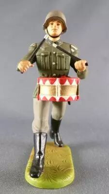 Elastolin - WW2 - Germans - Marching Drum (Ref 10 159)