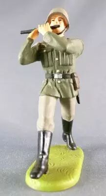 Elastolin - WW2 - Germans - Marching Fife (Ref 10 156)