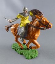 Elastolin Preiser - Middle age - Trooper mounted with axe yellow dress brown horse (ref 8854)