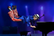 Elton John - Figurine Retro NECA - \ Live in \'76\  Deluxe set