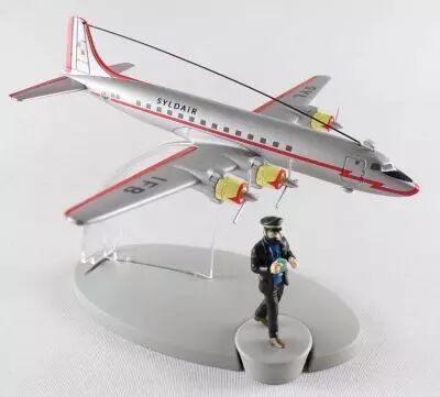 En Avion Tintin - Editions Hachette - 024 L\'Avion Douglas DC-6 de la Syldair (Objectif Lune)