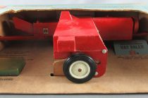 ERTL 447 Farm Implement International Harvester Hay Baler Mint Blue Box