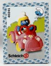 es Schtroumpfs - Schleich - 40241 Schtroumpfette conduisant une voiture (Boite New Look)