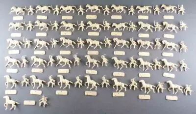 Esci 220 - 1:72 - Guerres de Crim�e 11�me R�giment de hussards de Lord Cardigan - 37 Cavaliers