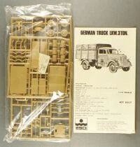 ESCI 8007 - Camion Allemand Opel Blitz LKW. 3 Ton. 1/72 Neuf Boite