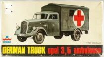 ESCI 8035 - German Truck Opel Blitz 3,6 Ambulance 1:72 Mint in Box