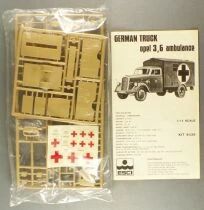 ESCI 8035 - German Truck Opel Blitz 3,6 Ambulance 1:72 Mint in Box