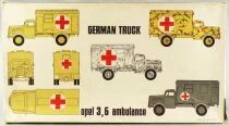 ESCI 8035 - German Truck Opel Blitz 3,6 Ambulance 1:72 Mint in Box