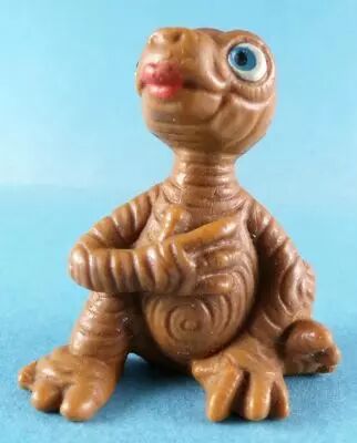 E.T. - Bully 1983 - PVC Figure - E.T Right Hand on Heart