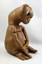 E.T. - Peluche en skaï Kamar (France)