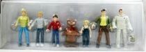 E.T. - Toys \'R\' Us Exclusive - Set de 7 figurines : E.T., Elliott, Gertie, Michael, Mary, L\'Homme aux Cl&eacute;s, Scientifique en scap